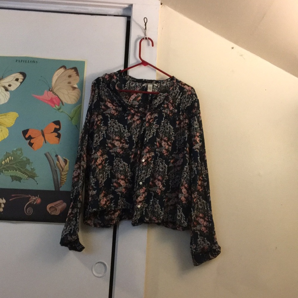 Cute floral blouse